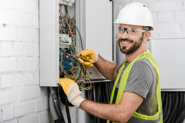 Professional Electrician in AR